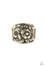 Load image into Gallery viewer, Tropical Bloom - Brass Floral Ring
