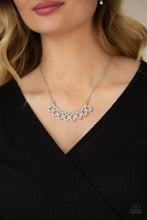 Load image into Gallery viewer, Dainty Necklace
