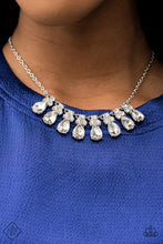 Load image into Gallery viewer, Paparazzi Sparkly Ever After Necklace
