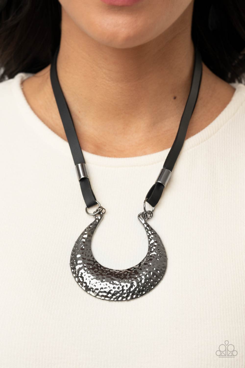 Hammered Gunmetal Necklace