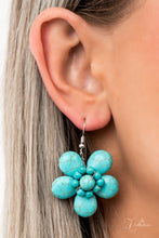 Load image into Gallery viewer, Flower Earrings
