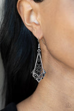 Load image into Gallery viewer, Casablanca Charisma Heart and Flower Filigree Elongated Earrings
