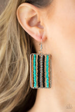 Load image into Gallery viewer, Beadwork Wonder - Seadbead earrings
