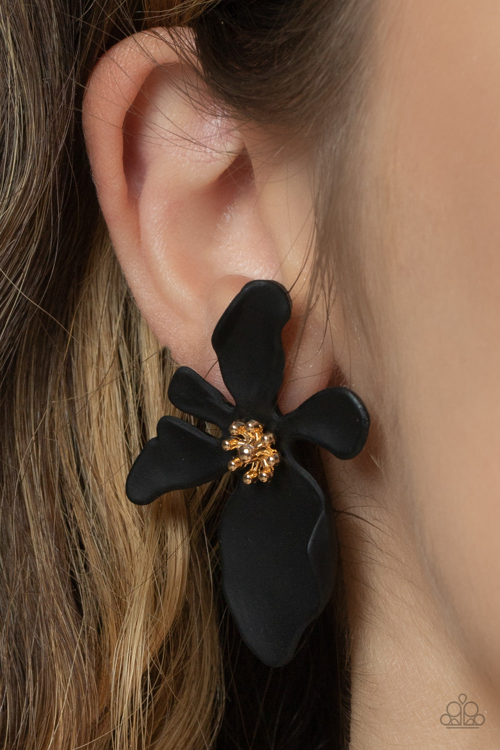 Hawaiian Heiress - Black Blossum Earrings