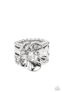 Prismatically Petunia - Flower Ring