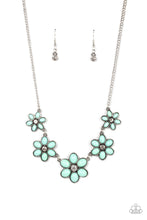 Load image into Gallery viewer, Prairie Party - Pastel Green Flower Necklace
