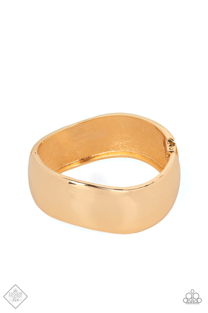 Urban Anchor - Gold Hinge Bracelet