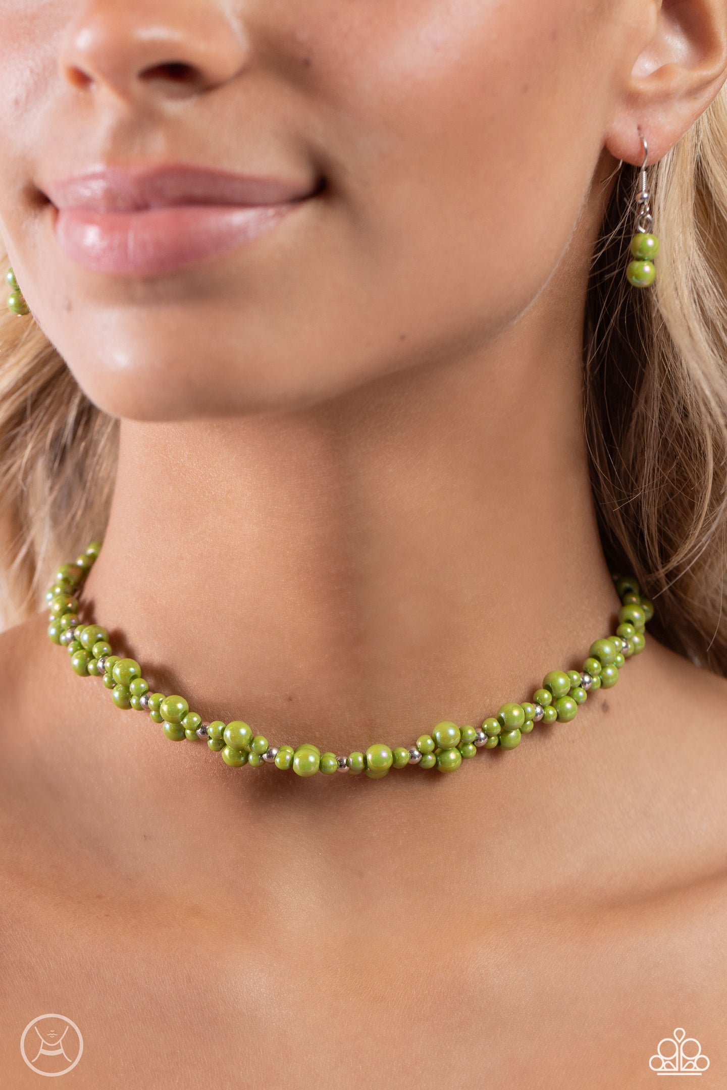 Dreamy Duchess - Green Beaded Choker Necklace